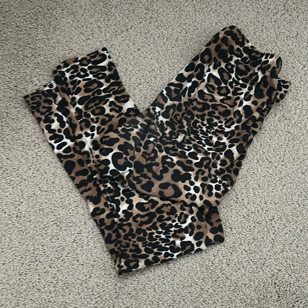 Leopard leggings